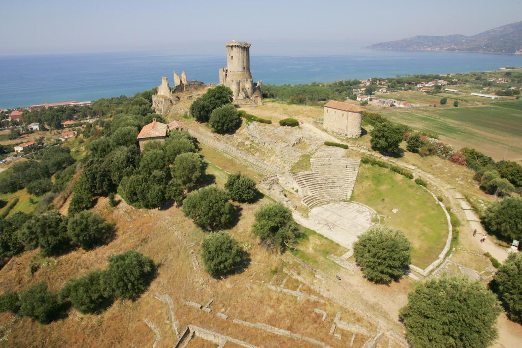 Agriturismo La Petrosa Ceraso Bagian luar foto